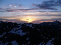 Sonnenaufgang Großglockner 01.jpg