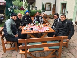 Die 6 rumänischen Biker