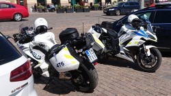 Polizei in Helsinki ist unterwegs auf ...............Versys