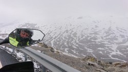 bei -2 Grad und leichtem Schneetreiben auf dem Dalsnibba