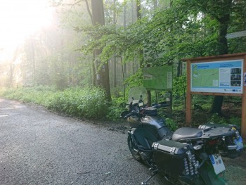 07:30 Uhr, 2 Std vorm aufstehen)  die Burgjosser Heiligen schlaafen noch