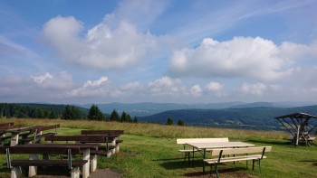 Ausblick von der Rhönhütte, war leider zu früh für n Kaffee, noch nicht geöffnet