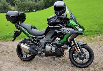 7.Kawasaki Versys 1000GT Bj.2021.jpg