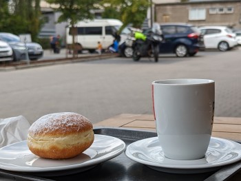 Kurze Stärkung, noch auf deutscher Seite.